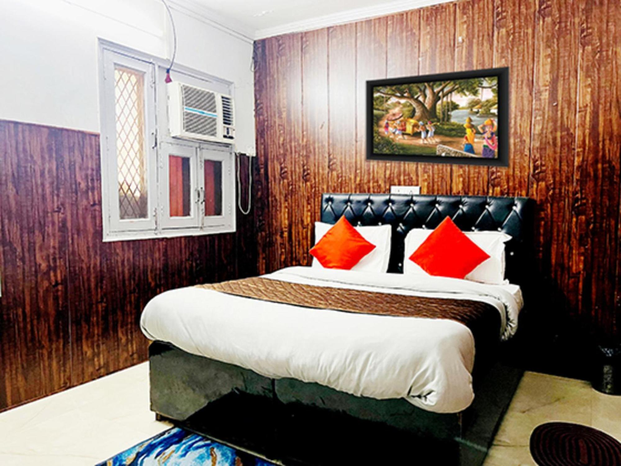 Hotel Commodo - Near Dhaula Kuan New Delhi Eksteriør billede